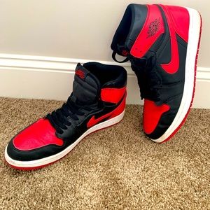 Air Jordan 1 Mid 'Banned'